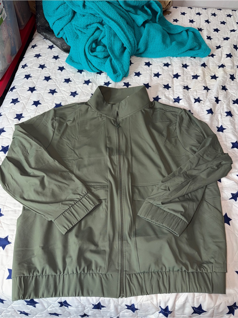 Men's Olive Green Lightweight Zip-Up Jacket